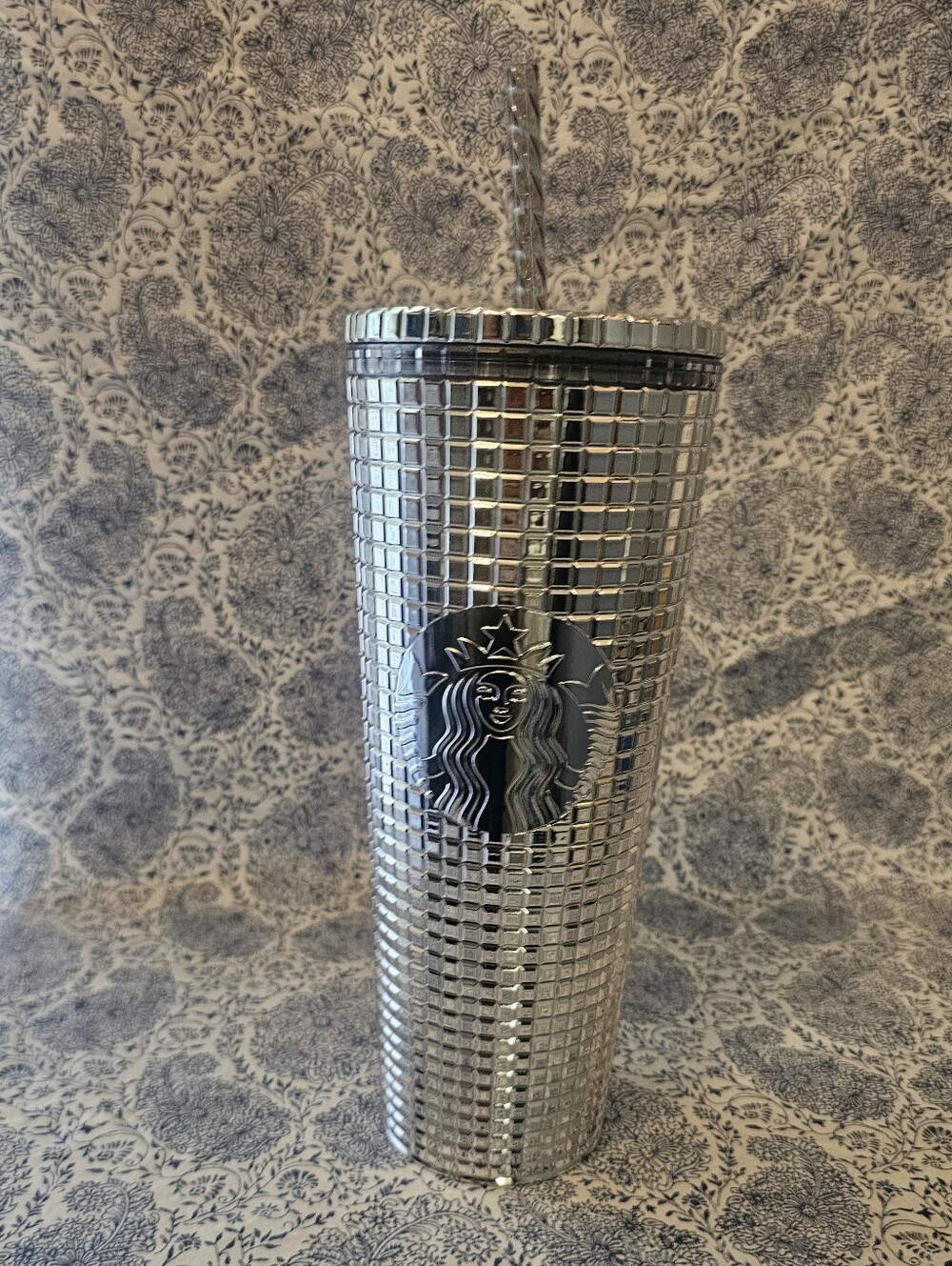 Starbucks Limited Edition Silver Disco Ball Metallic Bling Plastic Cold Cup 24oz